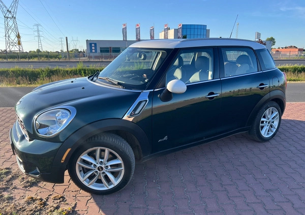MINI Countryman cena 48900 przebieg: 114000, rok produkcji 2014 z Poznań małe 191